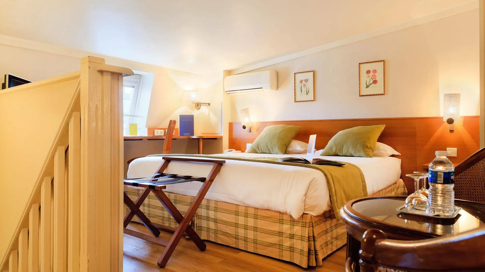 Hotel Maison Axel Opera Paris